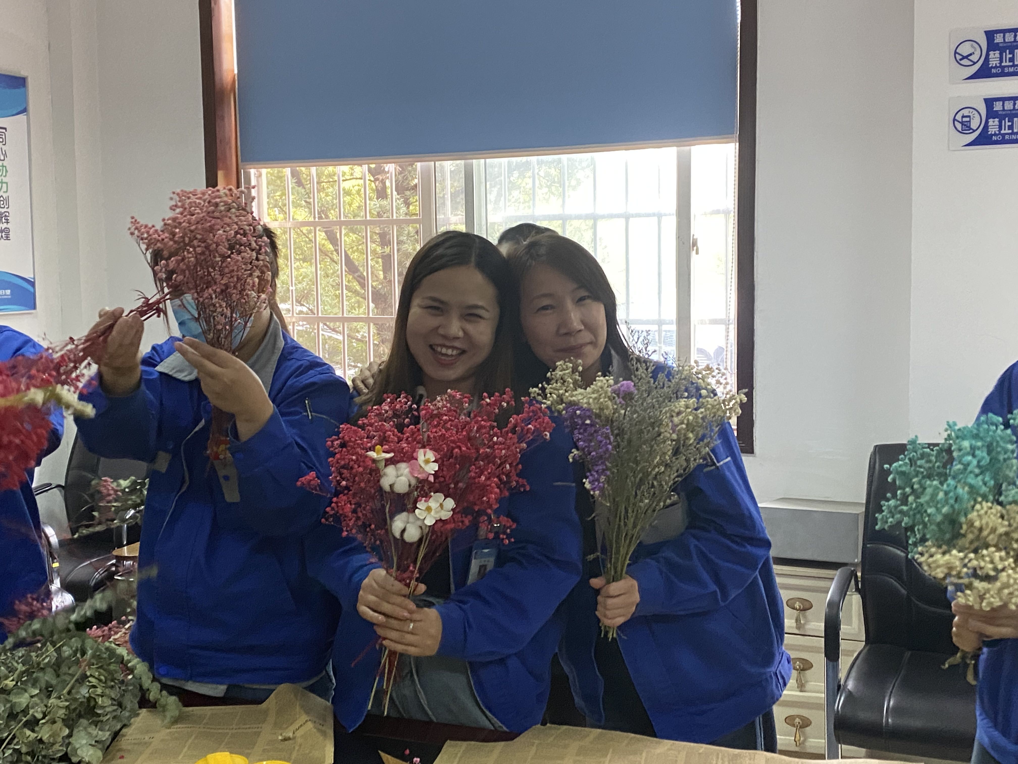 欧亿官方网页版_欧亿(中国),宏明日望,株洲电子科技,湖南电容器,株洲电容器,电容器