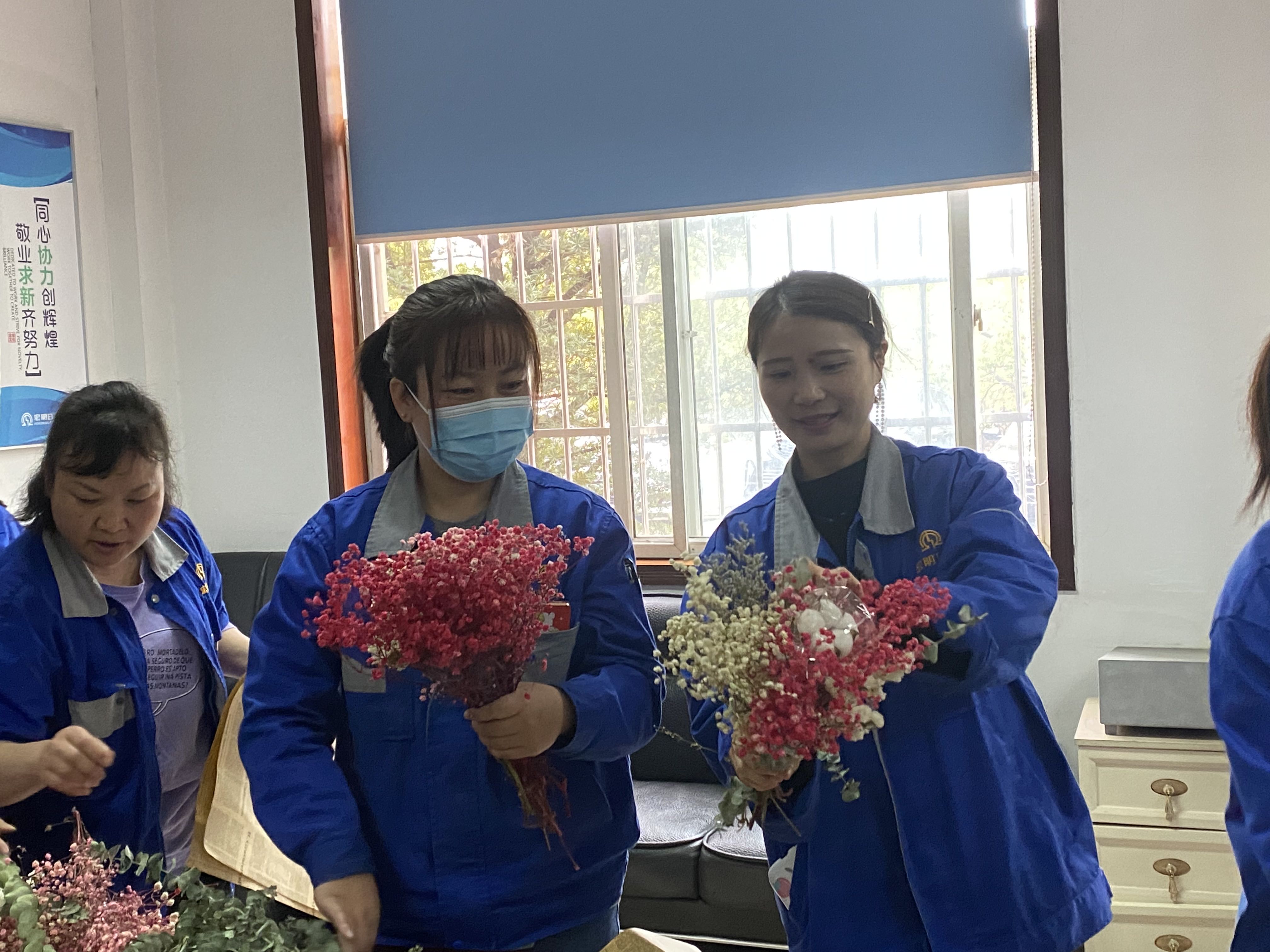 欧亿官方网页版_欧亿(中国),宏明日望,株洲电子科技,湖南电容器,株洲电容器,电容器